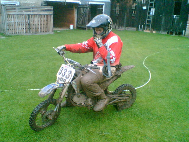 41308_139818436059959_100000954112860_175651_4151332_n